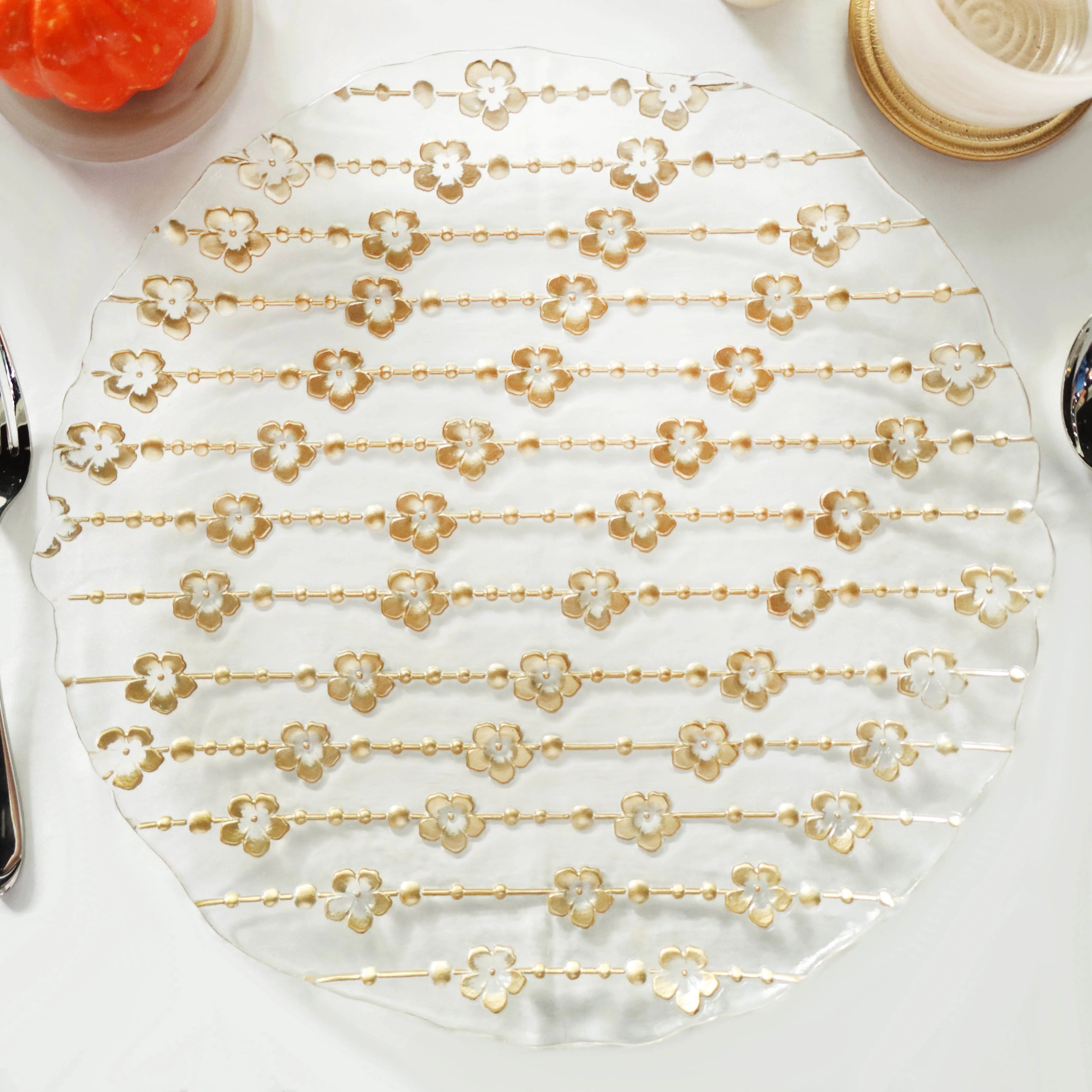 European Style Snow Glass Plate, Electroplated Gold Wedding Charger Plate with Flower Design