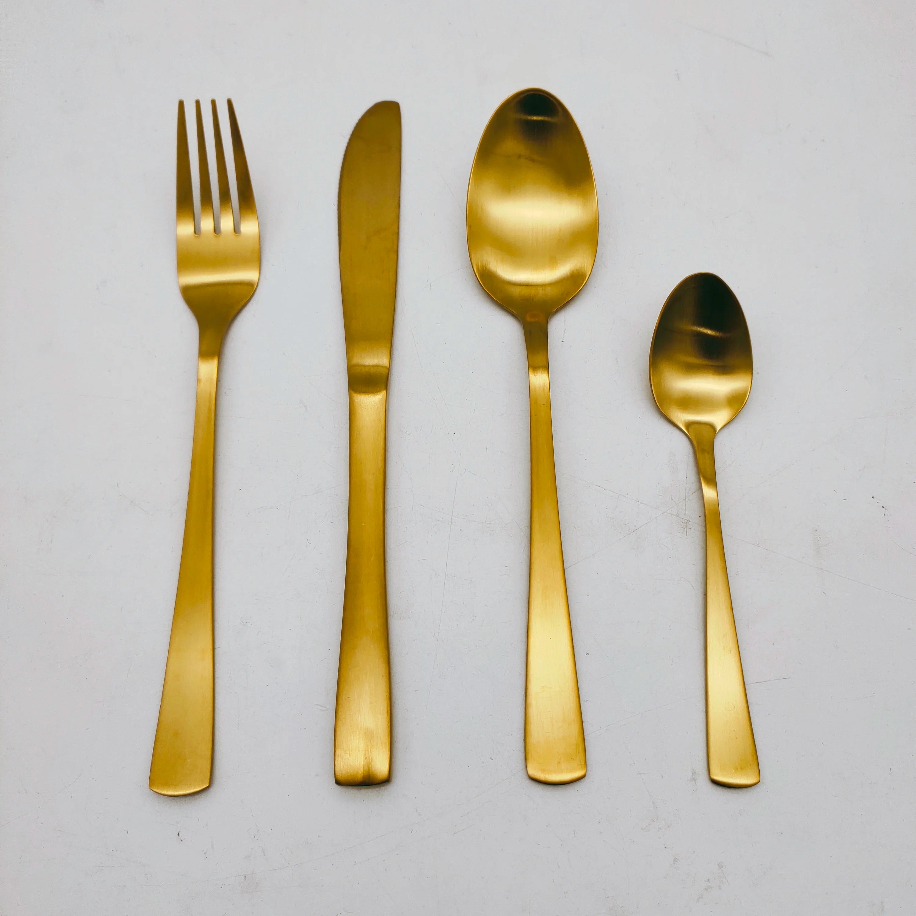 Royal White Pearl Acrylic Handle Silver Cutlery Set, Plastic Handle Spoon Fork Knife Flatware