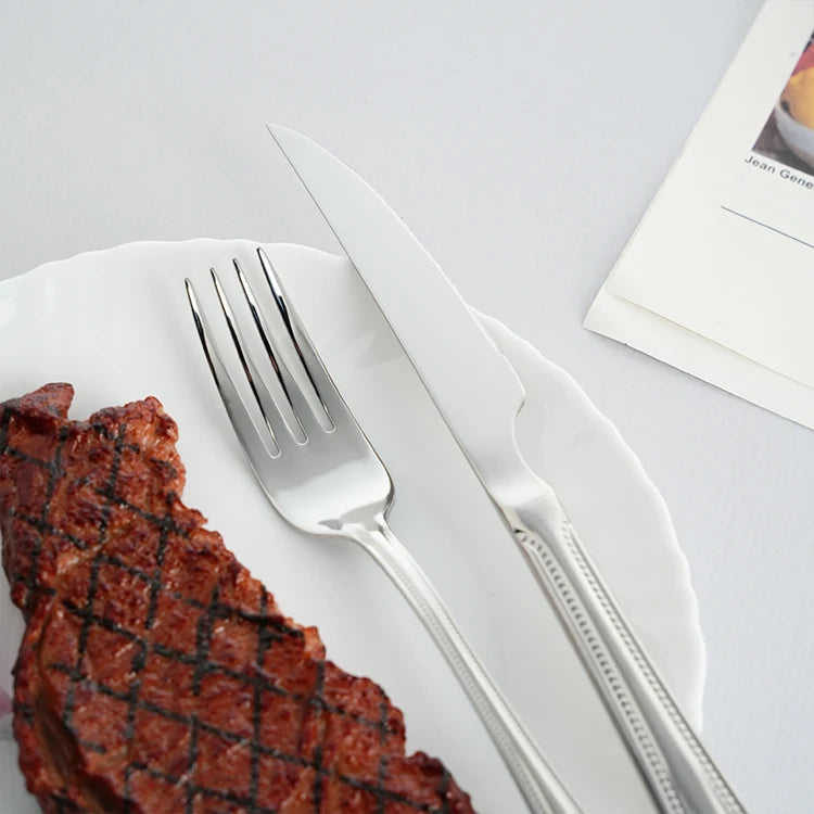 Exquisite Handle Luxury Flatware Set, Modern Designer Cutlery for Hotel & Party Use